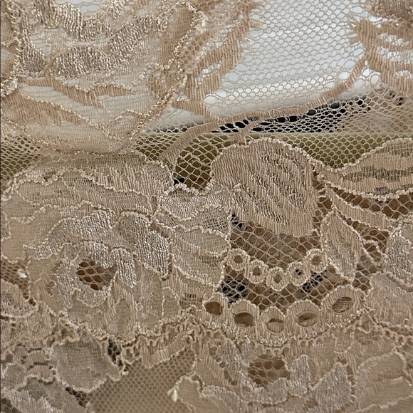 Josie Natori Lace Women’s Top - Large - Picture 5 of 8